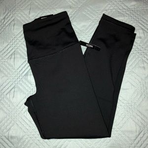 VICTORIA’S SECRET LEGGINGS